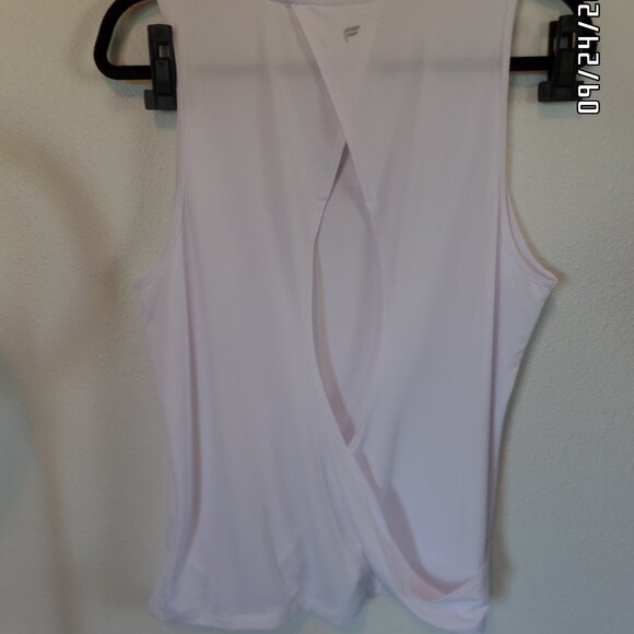 Fabletics Blake Open Back Tank WorkOut Shirt Very Lightweight - Picture 3 of 14